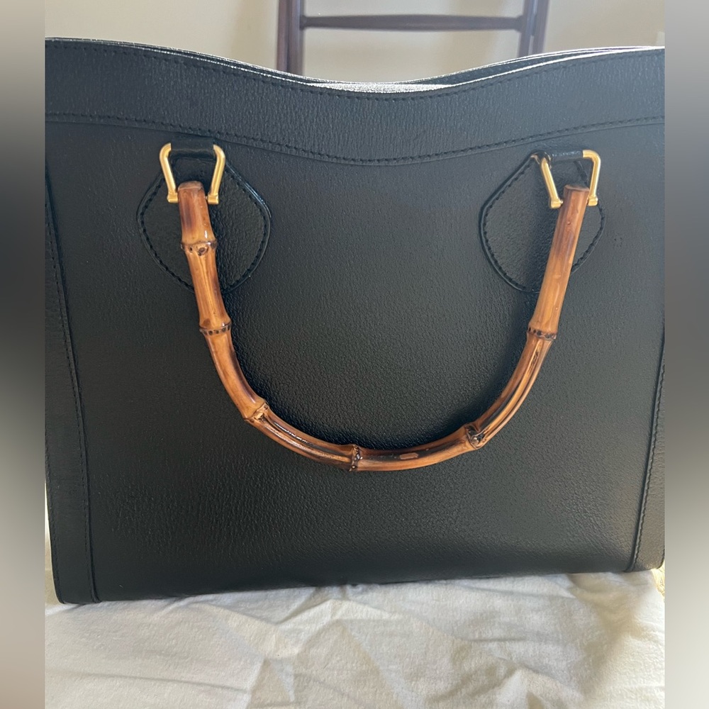 Authentic Gucci Diana bamboo bag in black leather